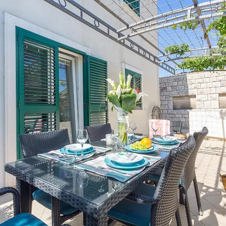 Stipisic Apartament Hvar Town